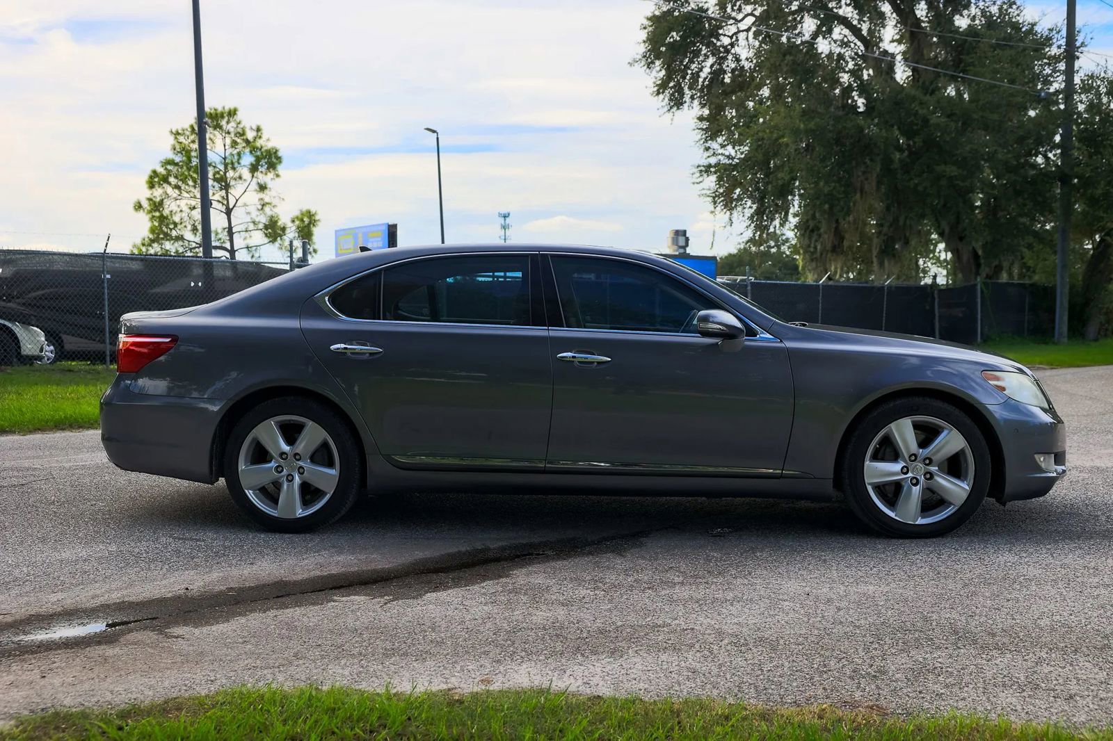 Used 2012 Lexus LS 460 L image 7
