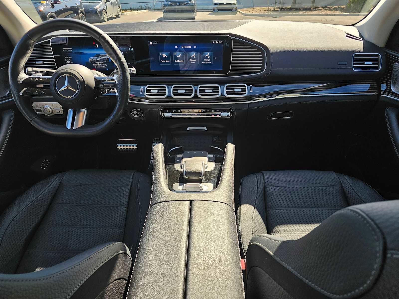 Used 2024 Mercedes-Benz GLS 580 4MATIC image 19