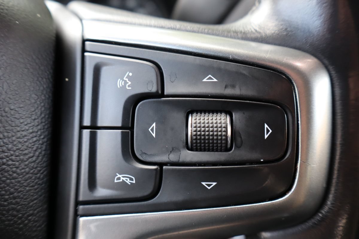 Used 2020 Chevrolet Silverado 1500 LT w/ Texas Edition RWD image 30