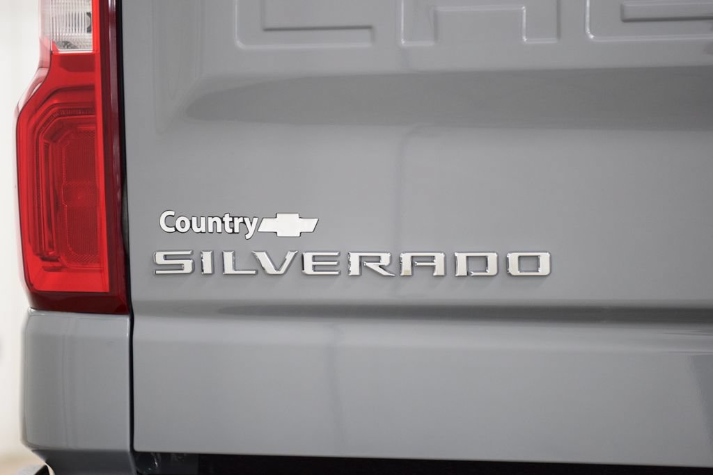 Used 2025 Chevrolet Silverado 1500 ZR2 w/ Technology Package AWD/4WD image 26