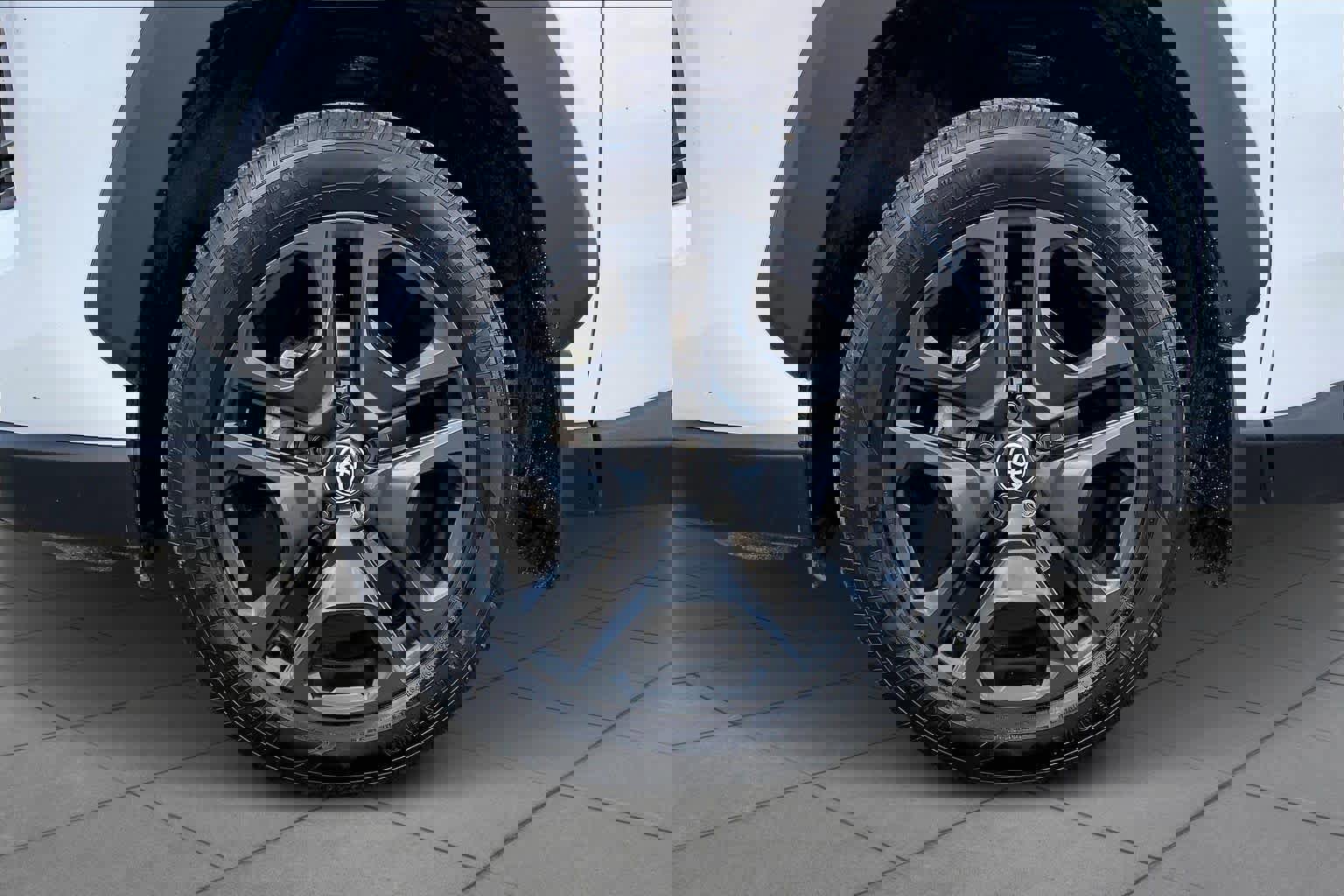 Used 2023 Toyota RAV4 Adventure w/ Convenience Package image 11