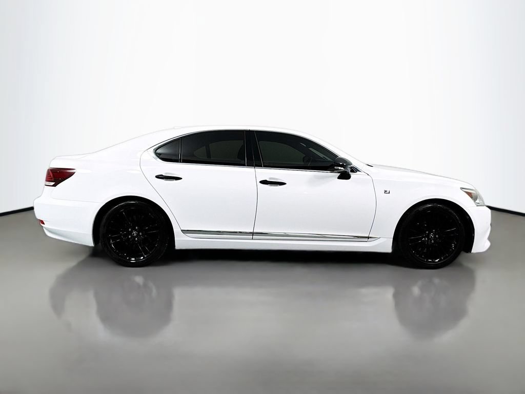 Used 2015 Lexus LS 460 RWD image 8