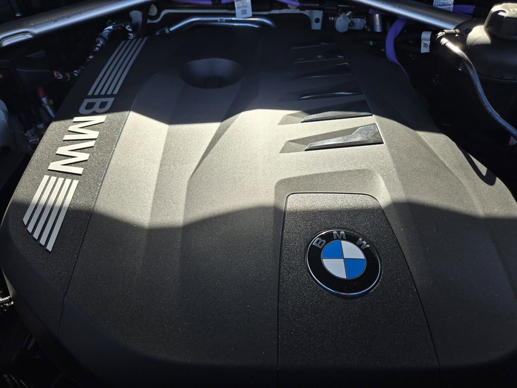 New 2026 BMW X5 xDrive40i w/ Climate Comfort Package image 31