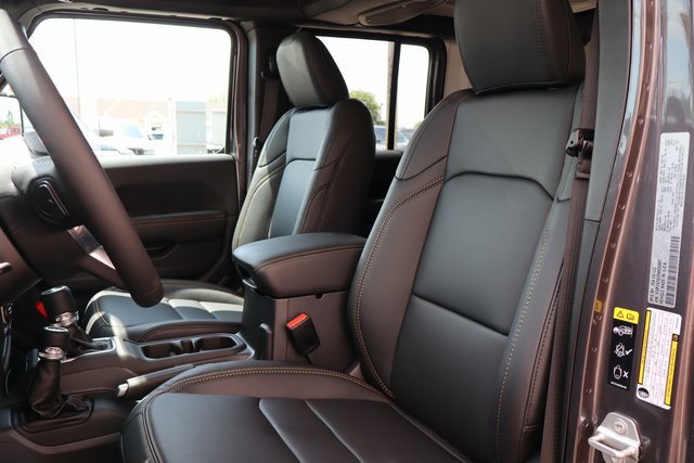 New 2025 Jeep Wrangler Sahara image 13