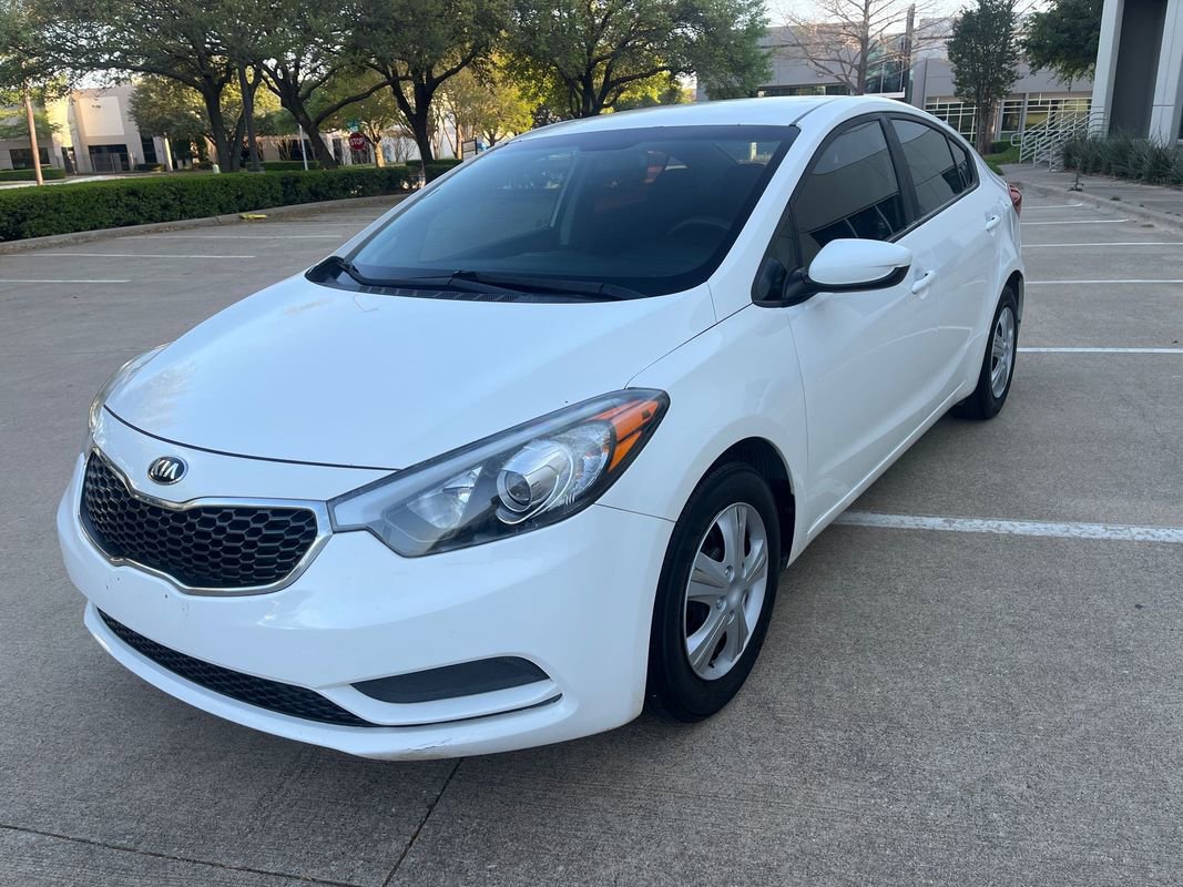 Used 2016 Kia Forte LX image 4