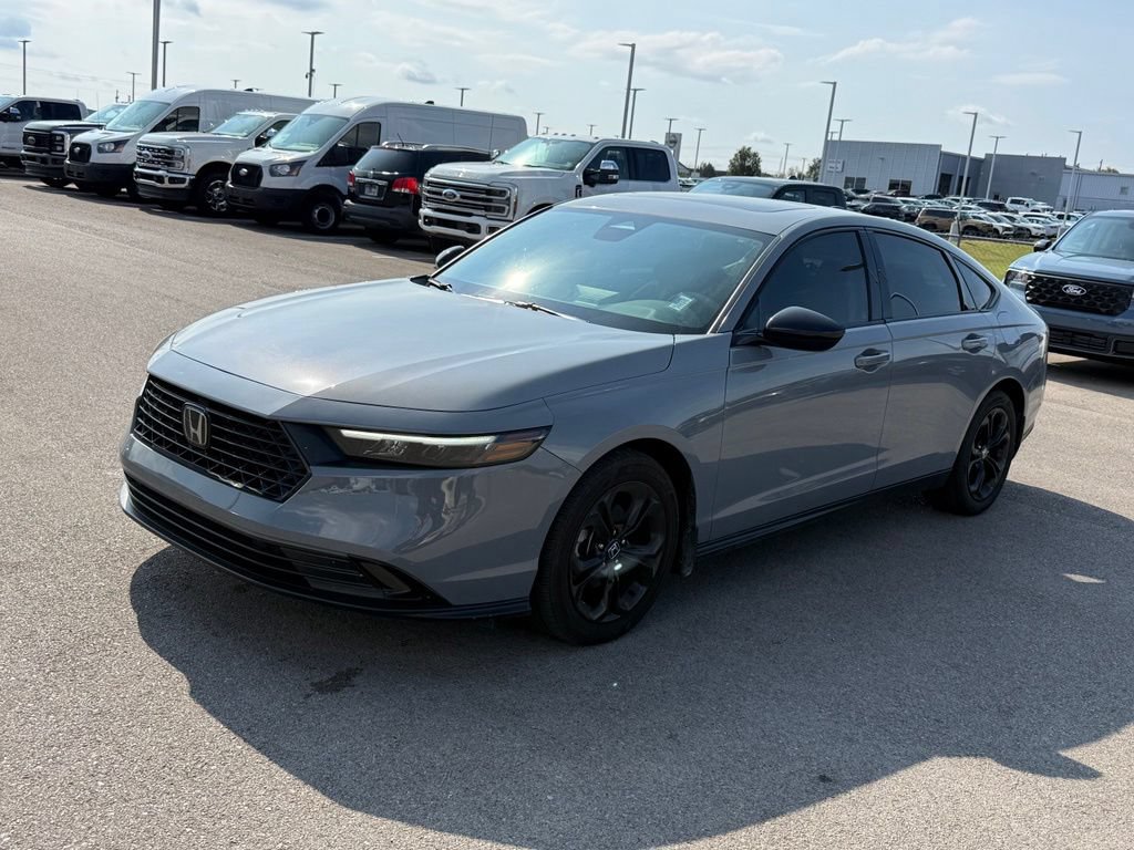 Used 2025 Honda Accord SE image 23