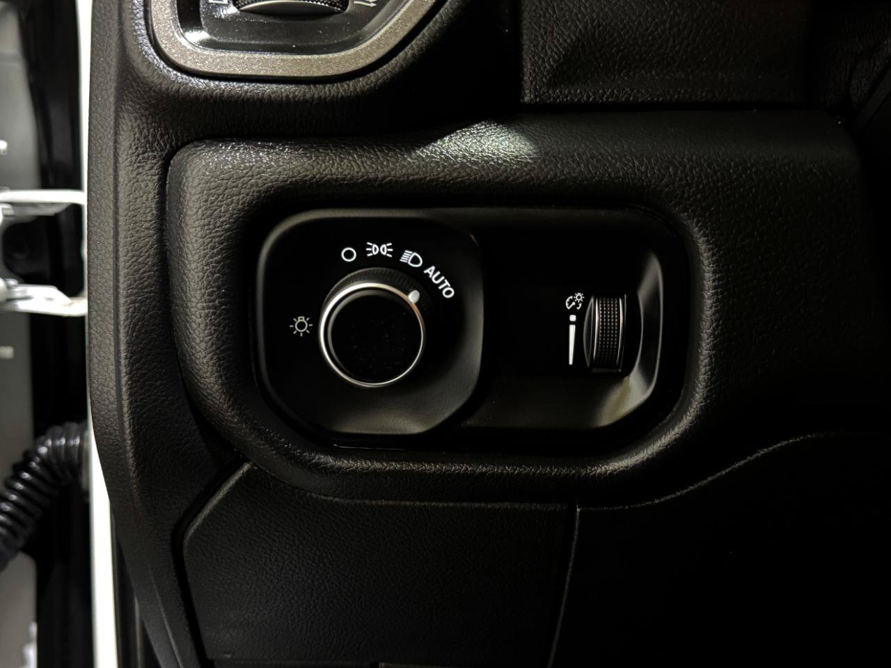 Used 2022 RAM 3500 Tradesman AWD/4WD image 26