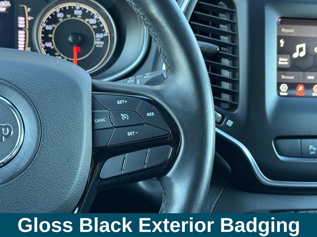 Used 2019 Jeep Cherokee Altitude image 10