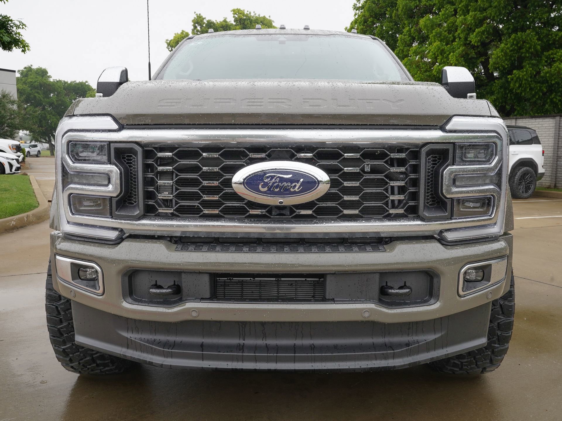 Used 2026 Ford F450 Platinum w/ Platinum Plus Package AWD/4WD image 2