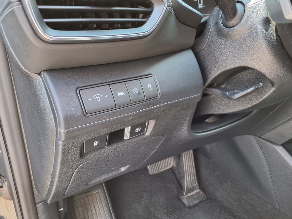 Used 2023 Hyundai Santa Fe Limited image 8