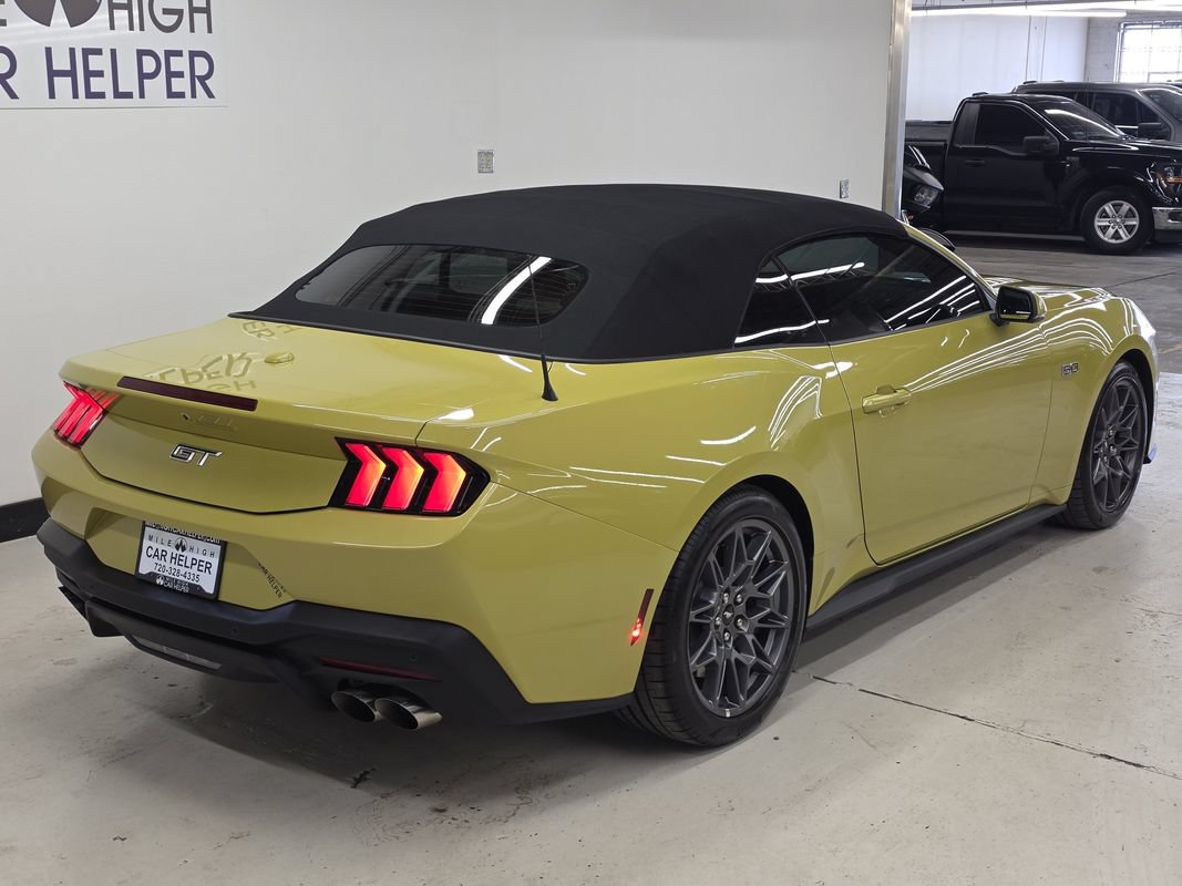 Used 2025 Ford Mustang GT Premium w/ GT Performance Package RWD image 14