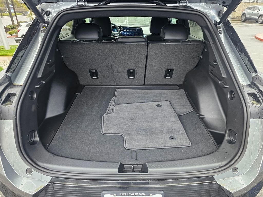 Used 2026 Chevrolet Equinox EV LT w/ Convenience Package II AWD/4WD image 13
