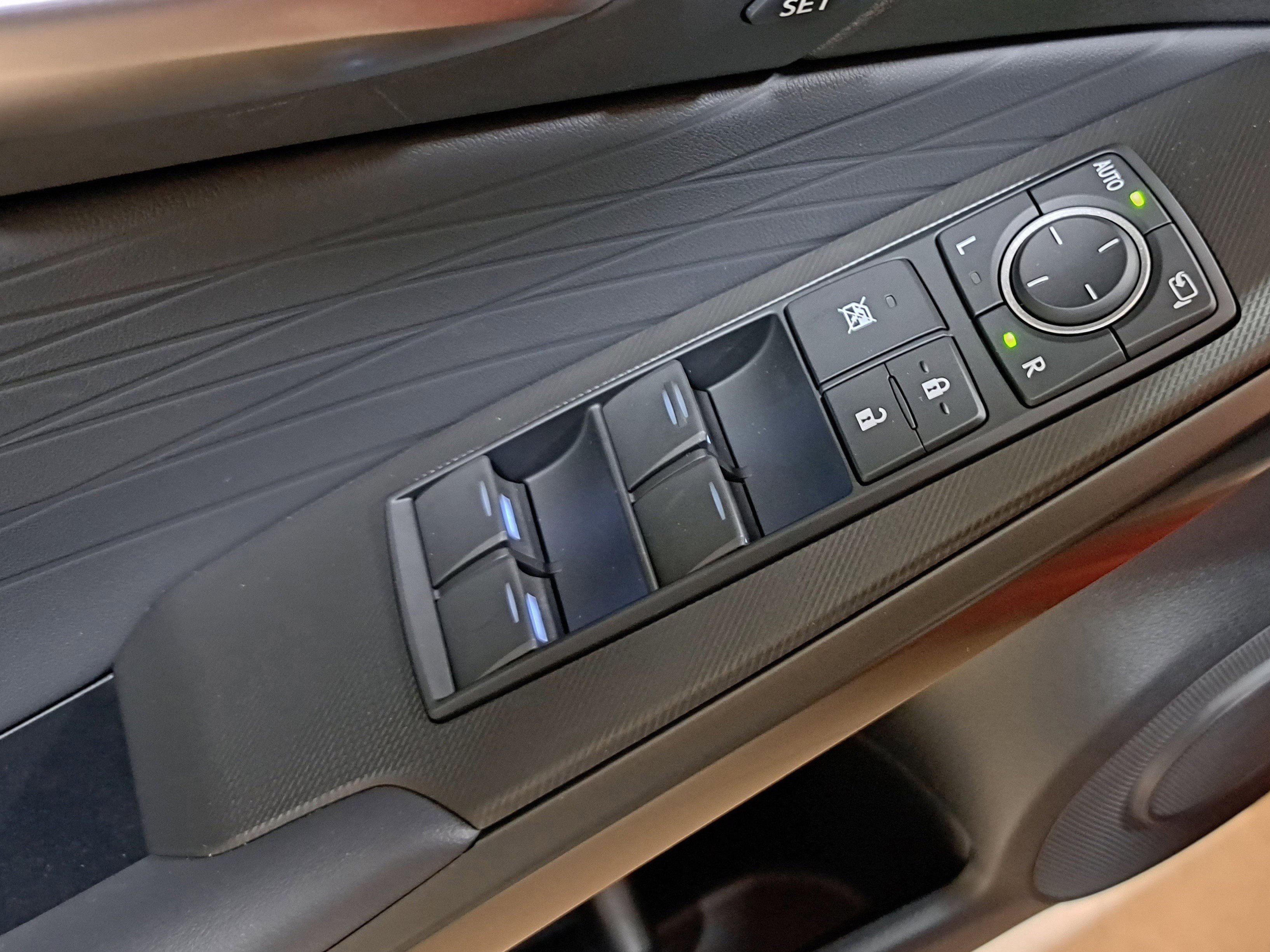 New 2025 Lexus IS 350 F Sport image 12