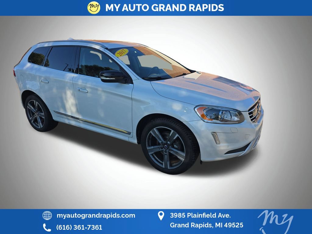 Used 2017 Volvo XC60 T5 Dynamic w/ Advanced Package