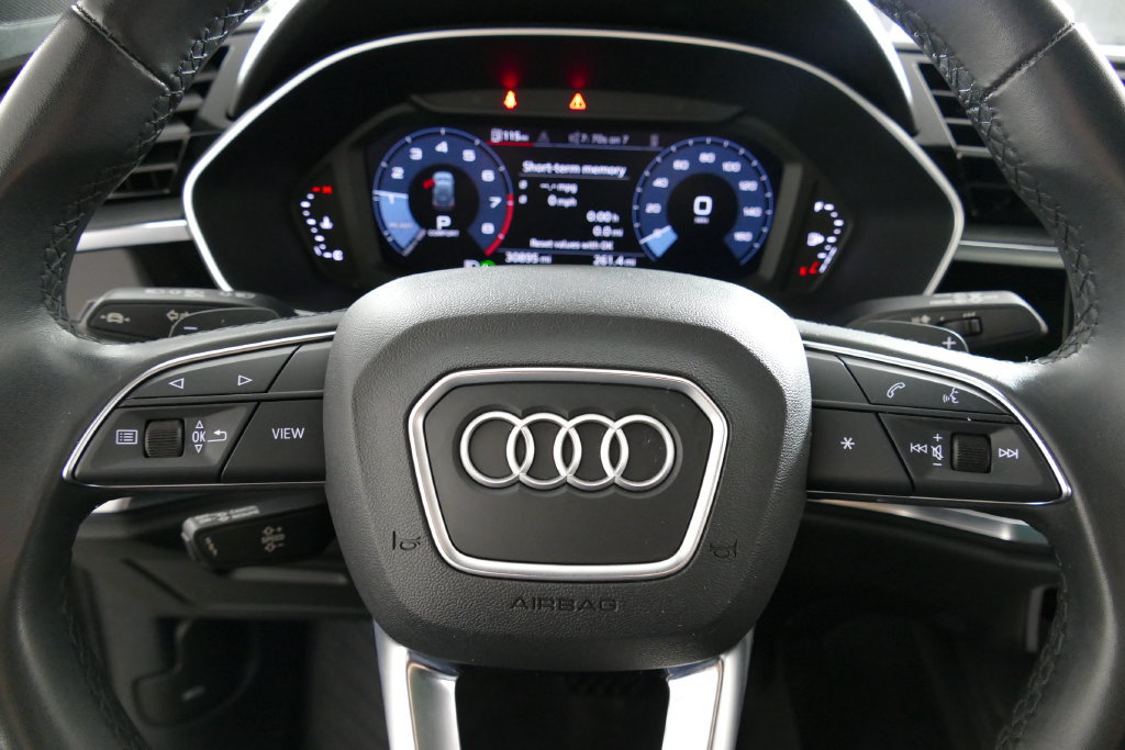 Used 2023 Audi Q3 2.0T Premium AWD/4WD image 16
