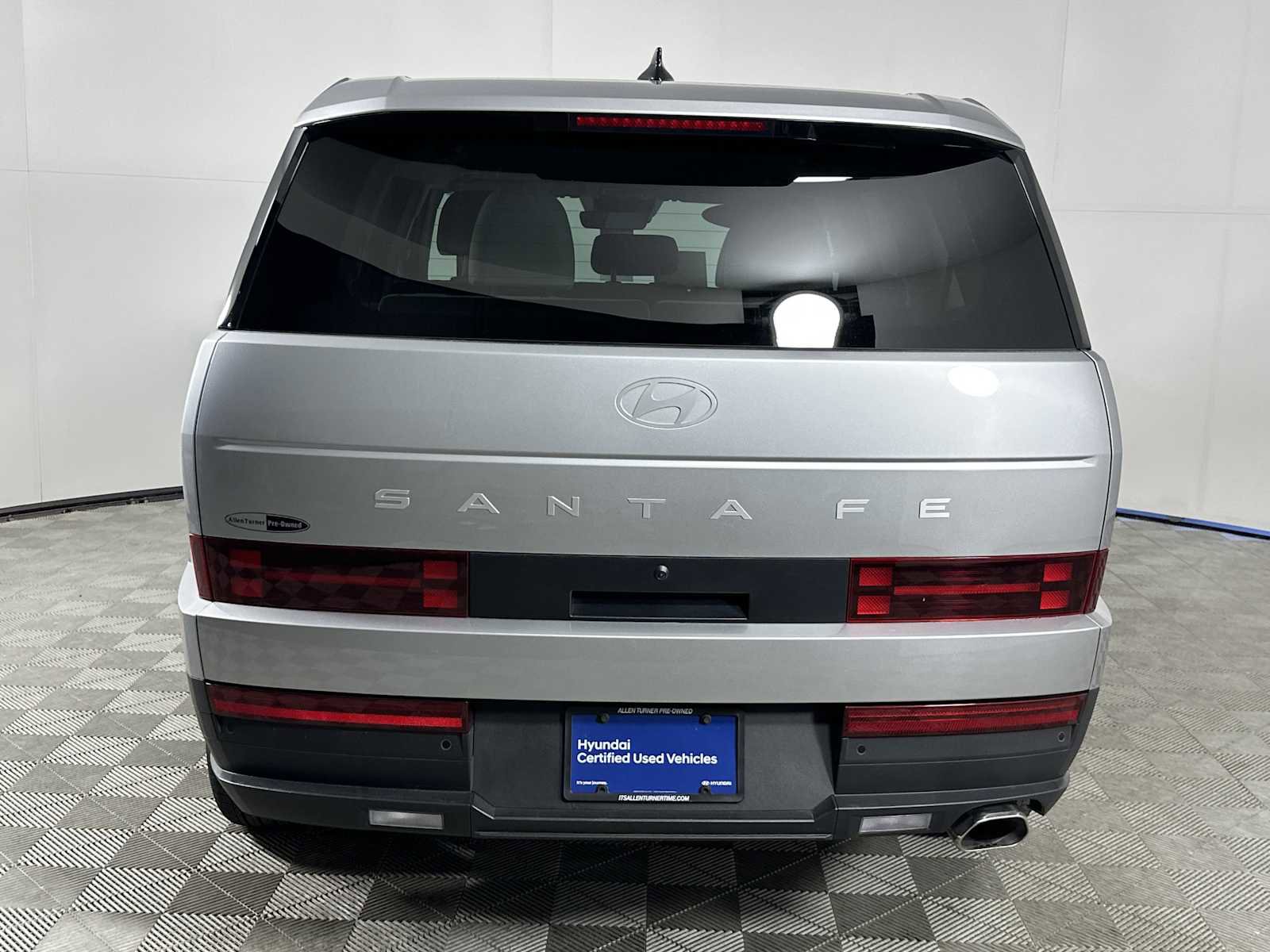 Certified 2025 Hyundai Santa Fe SE image 7