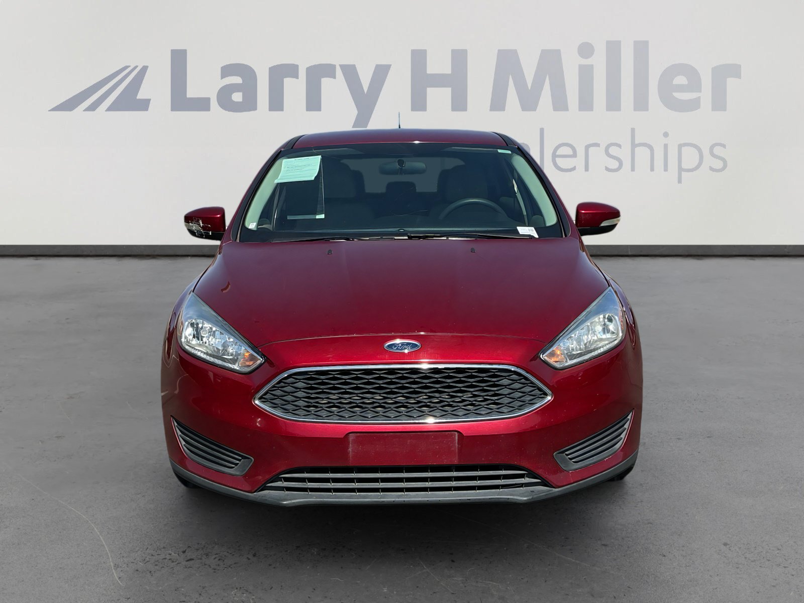 Used 2017 Ford Focus SE FWD image 8
