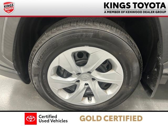Certified 2023 Toyota RAV4 LE FWD image 25