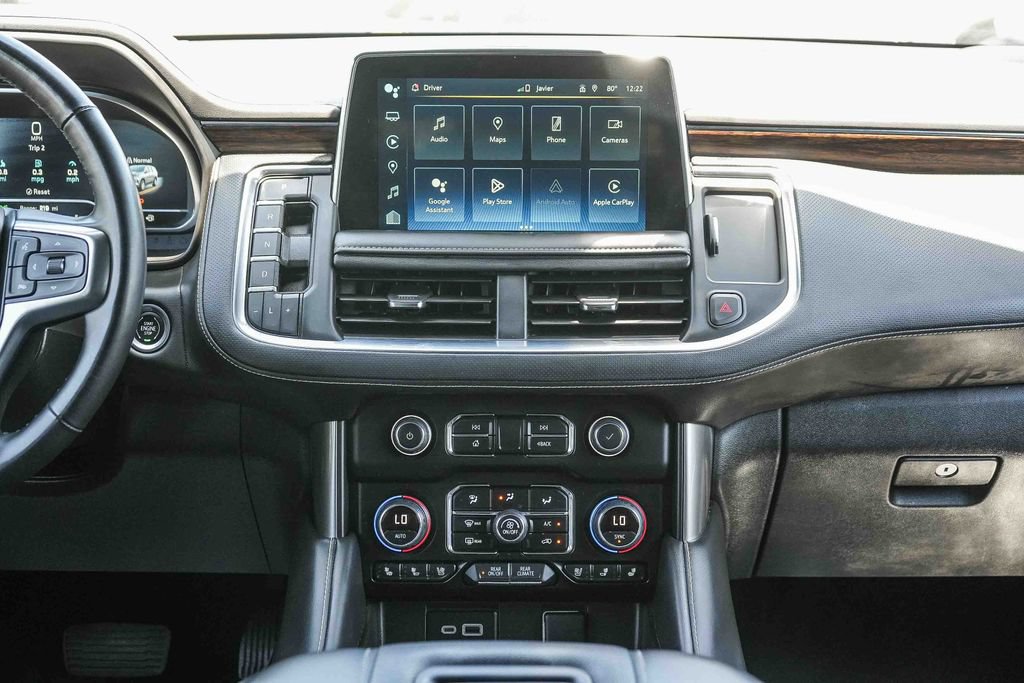 Used 2024 Chevrolet Suburban Premier RWD image 16
