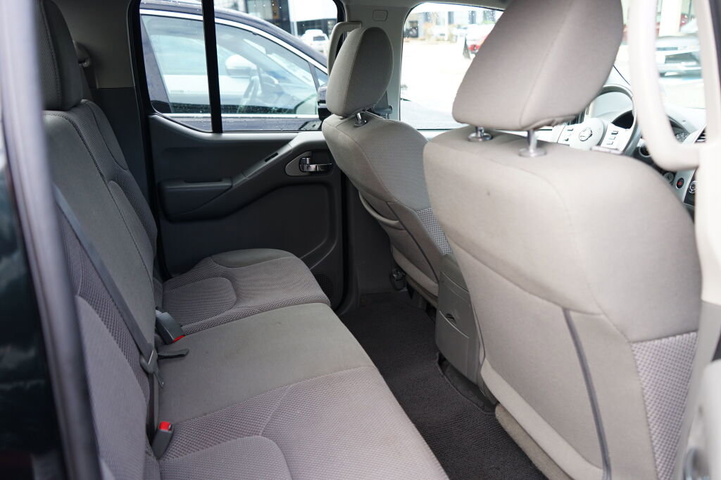 Used 2019 Nissan Frontier SV image 27