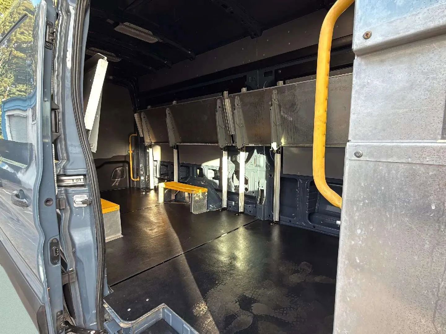 Used 2019 Ford Transit 250 148 High Roof Extended image 21