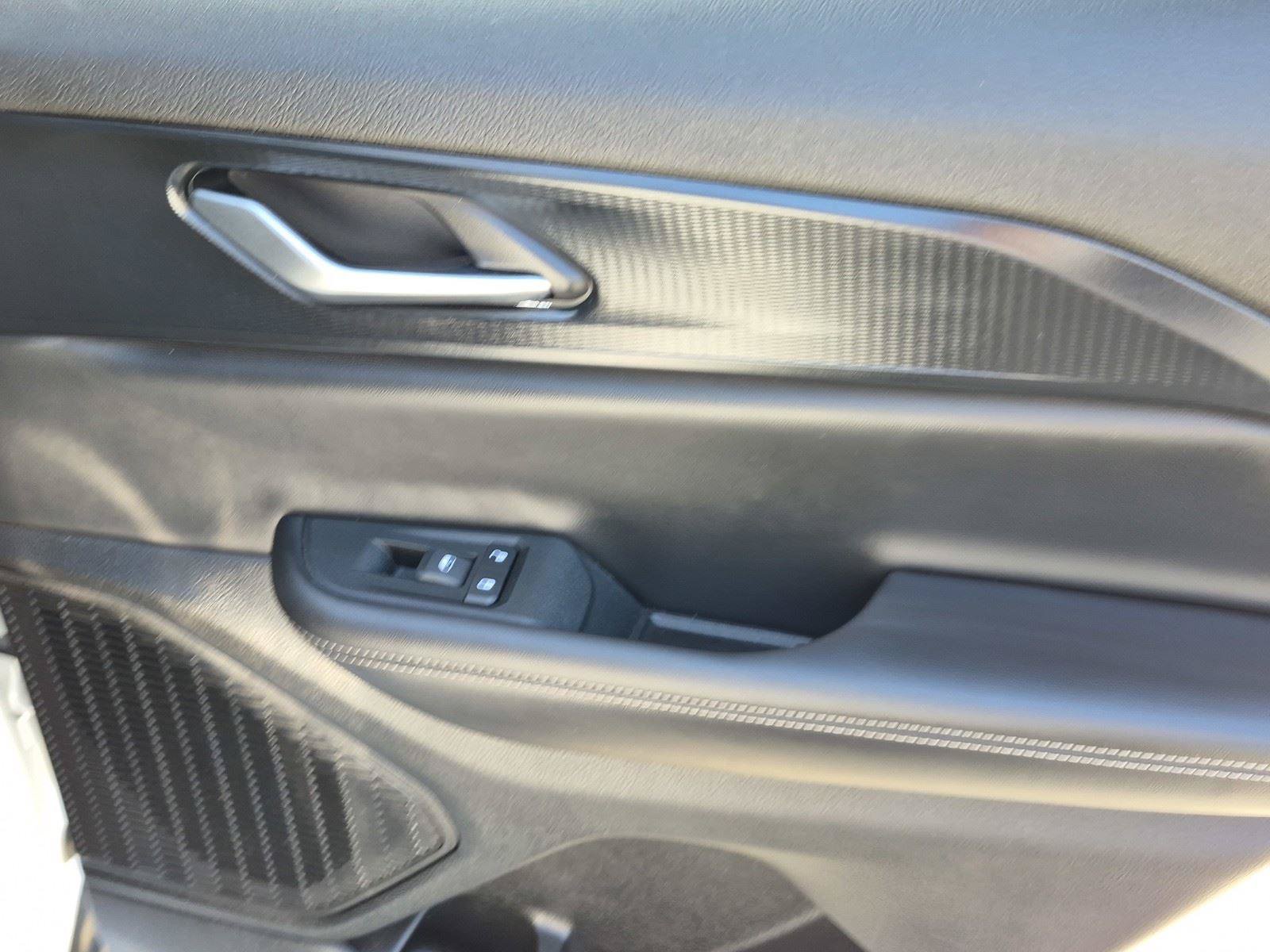 Certified 2024 Jeep Grand Cherokee Altitude AWD/4WD image 8