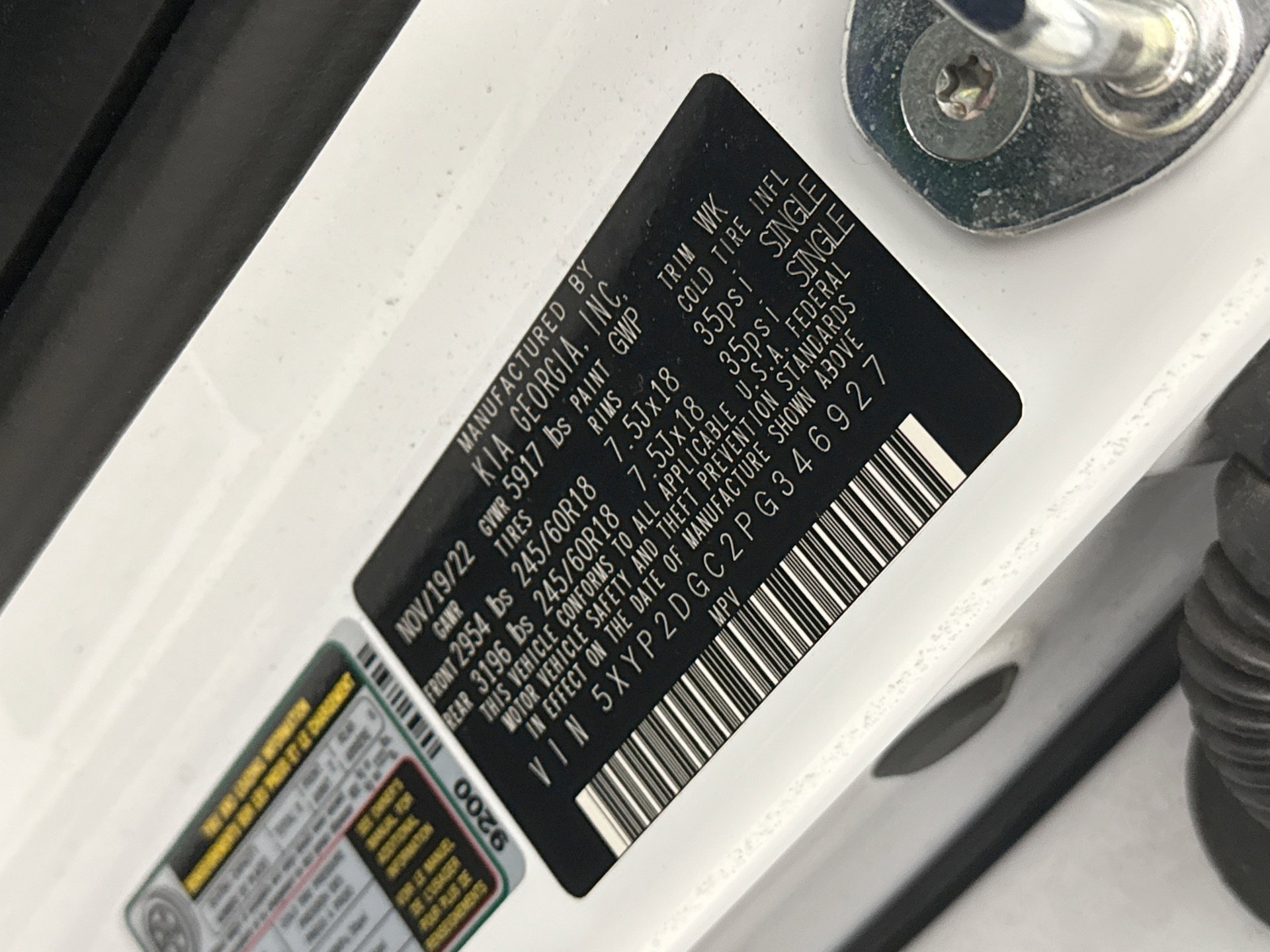 Used 2023 Kia Telluride LX image 11