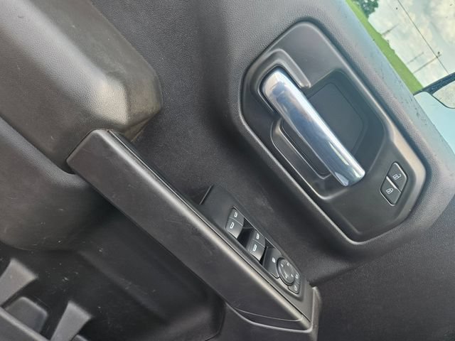 Used 2023 Chevrolet Silverado 1500 Custom w/ LPO, Dark Essentials Package AWD/4WD image 11