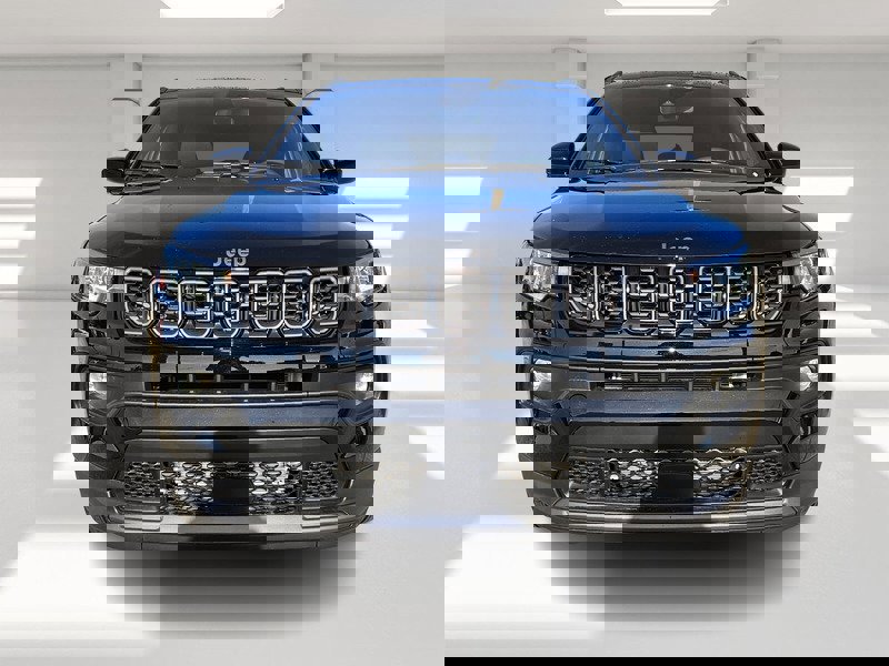 New 2026 Jeep Compass Latitude image 8