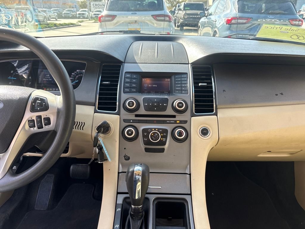 Certified 2017 Ford Taurus SE image 24