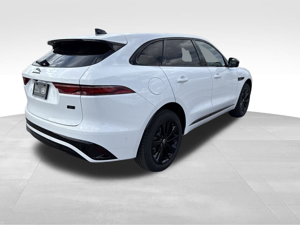 Used 2026 Jaguar F-PACE R-Dynamic S AWD/4WD image 7