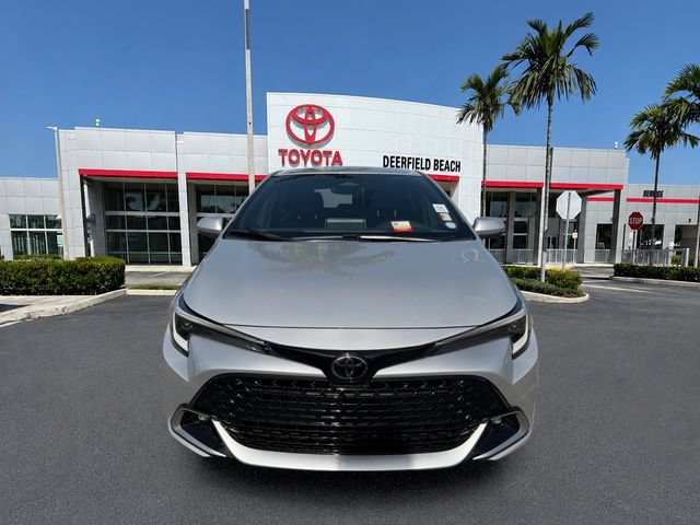 Used 2025 Toyota Corolla XSE FWD image 2