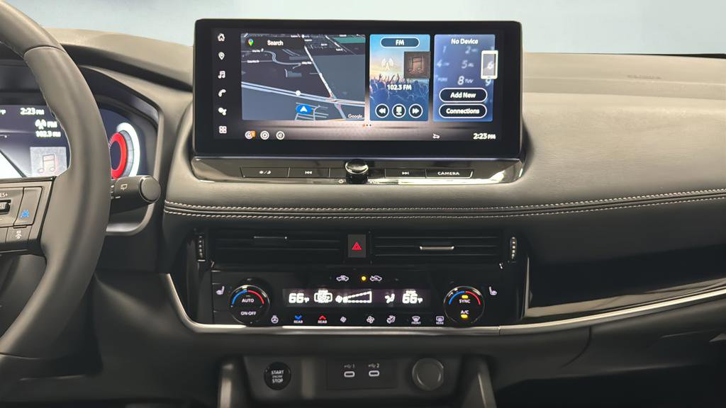 Certified 2025 Nissan Rogue SL w/ SL Premium Package image 30