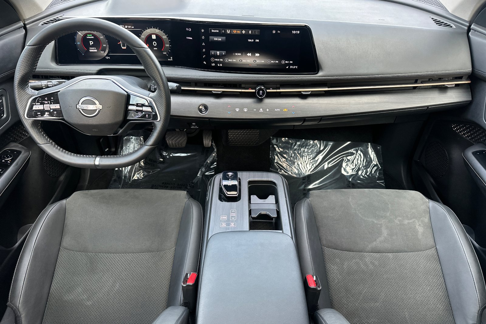 Used 2024 Nissan Ariya FWD image 16