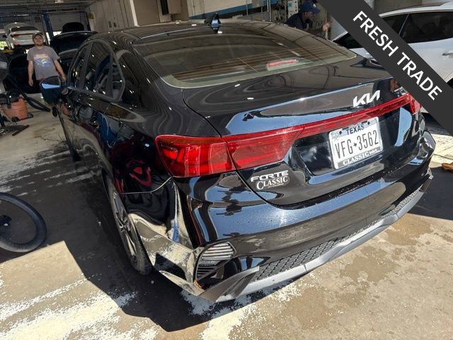 Certified 2024 Kia Forte LXS FWD image 4