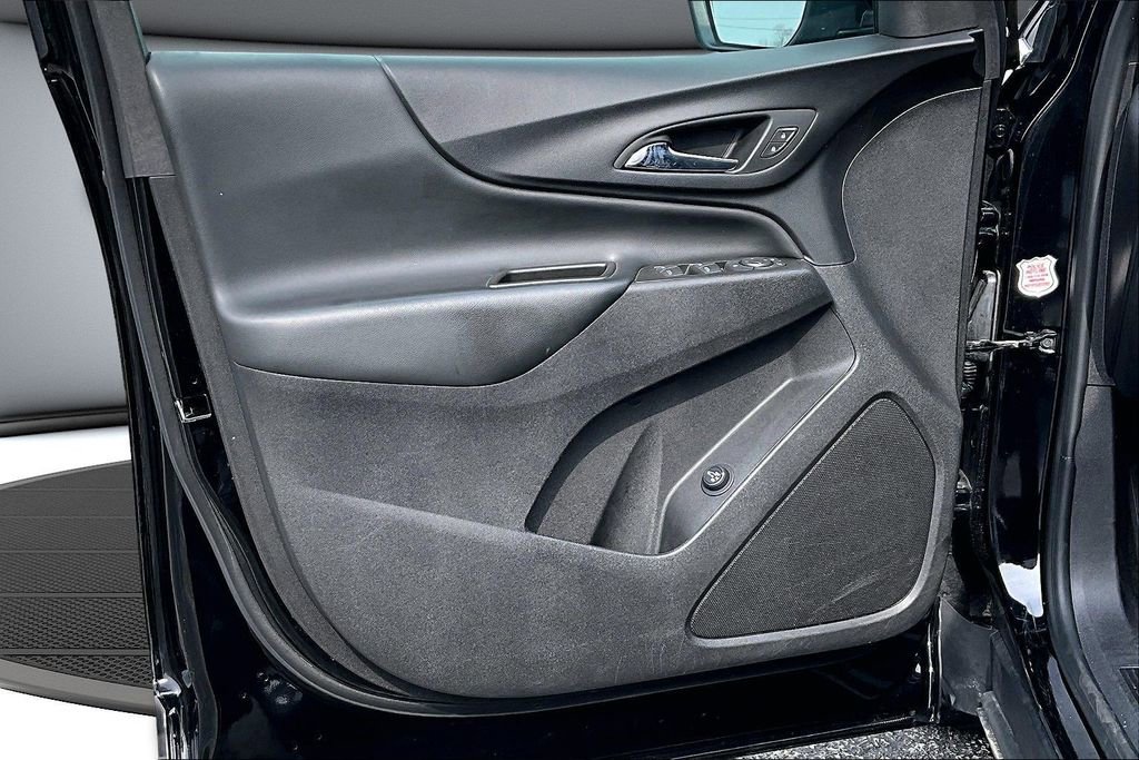 Used 2024 Chevrolet Equinox LT image 20