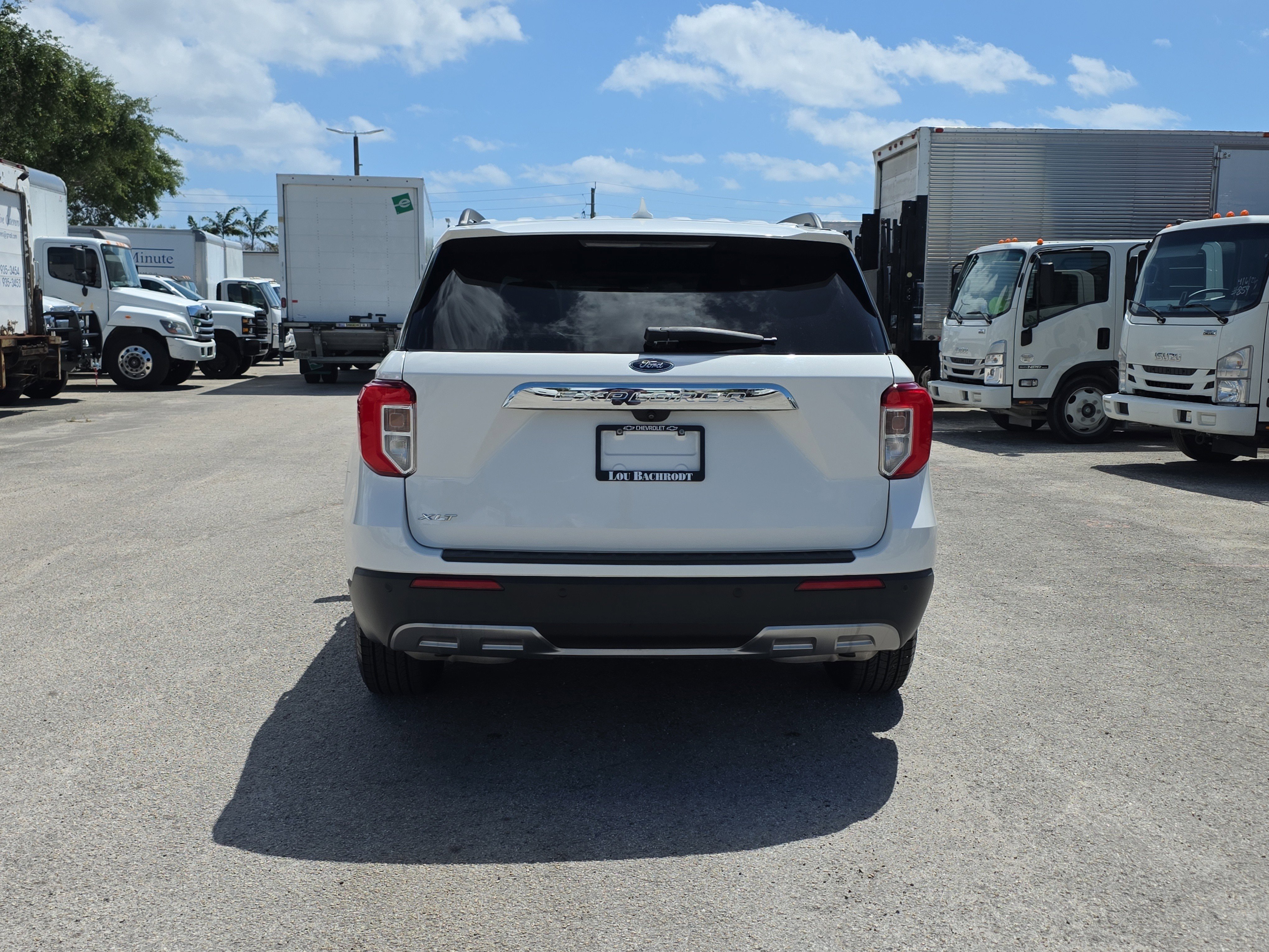 Used 2022 Ford Explorer XLT w/ Equipment Group 202A RWD image 6