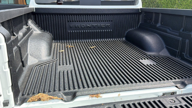 New 2026 Nissan Frontier SV w/ Tow Package AWD/4WD image 12