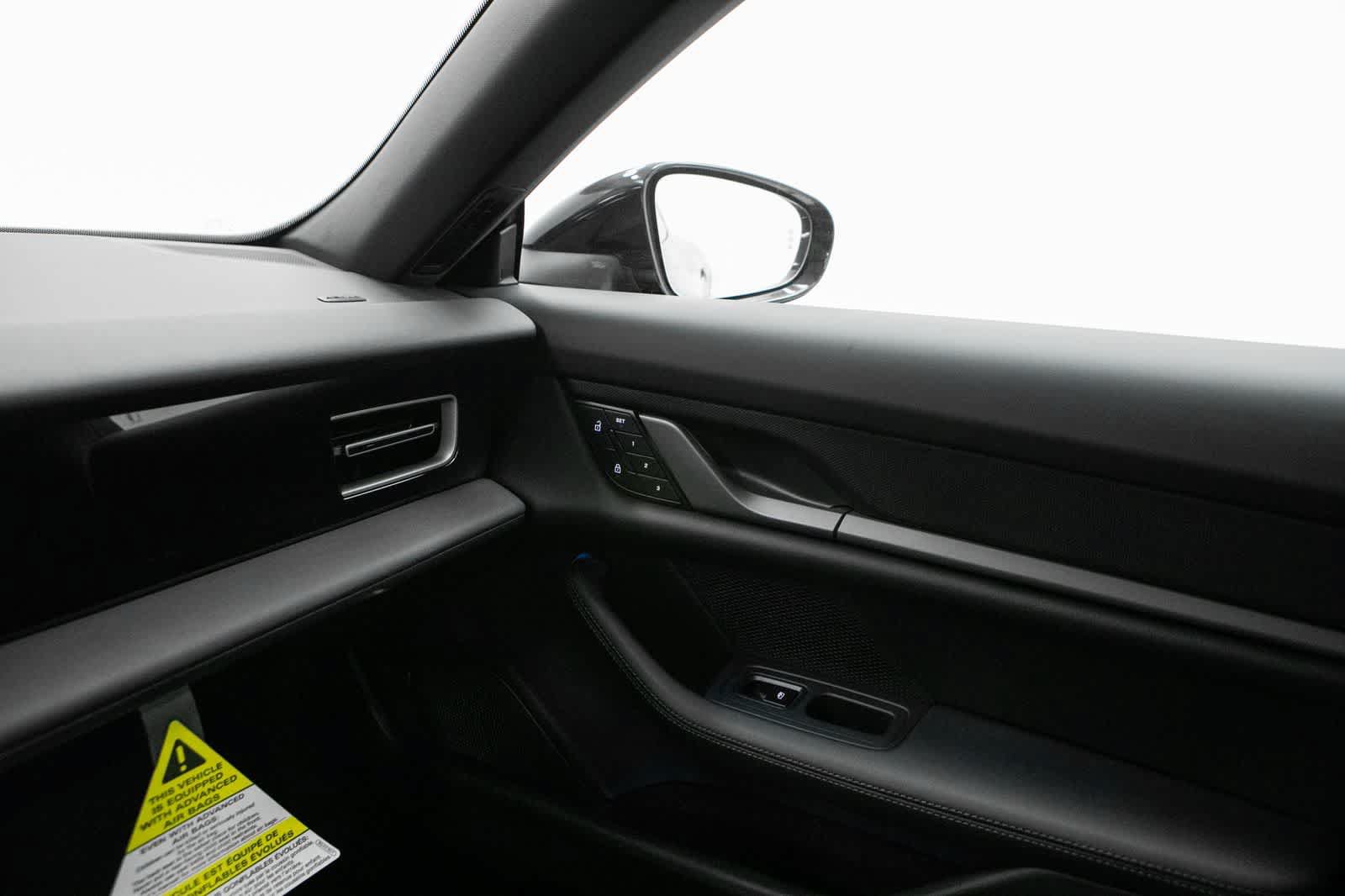 New 2026 Porsche Taycan 4S AWD/4WD image 30