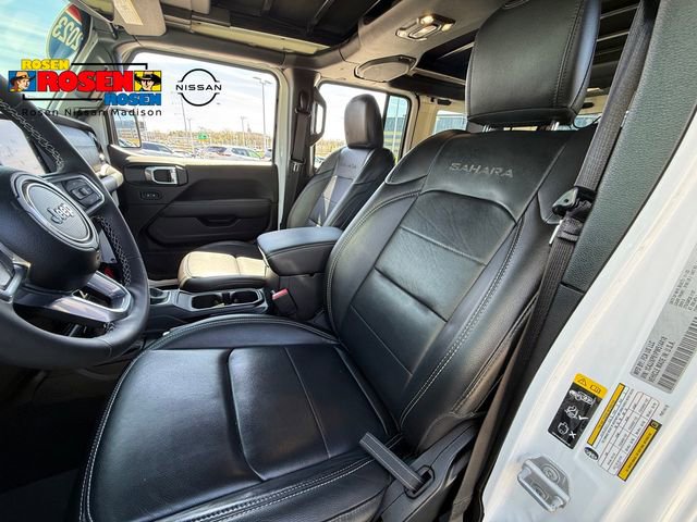 Used 2023 Jeep Wrangler Unlimited Sahara w/ Cold Weather Group AWD/4WD image 28