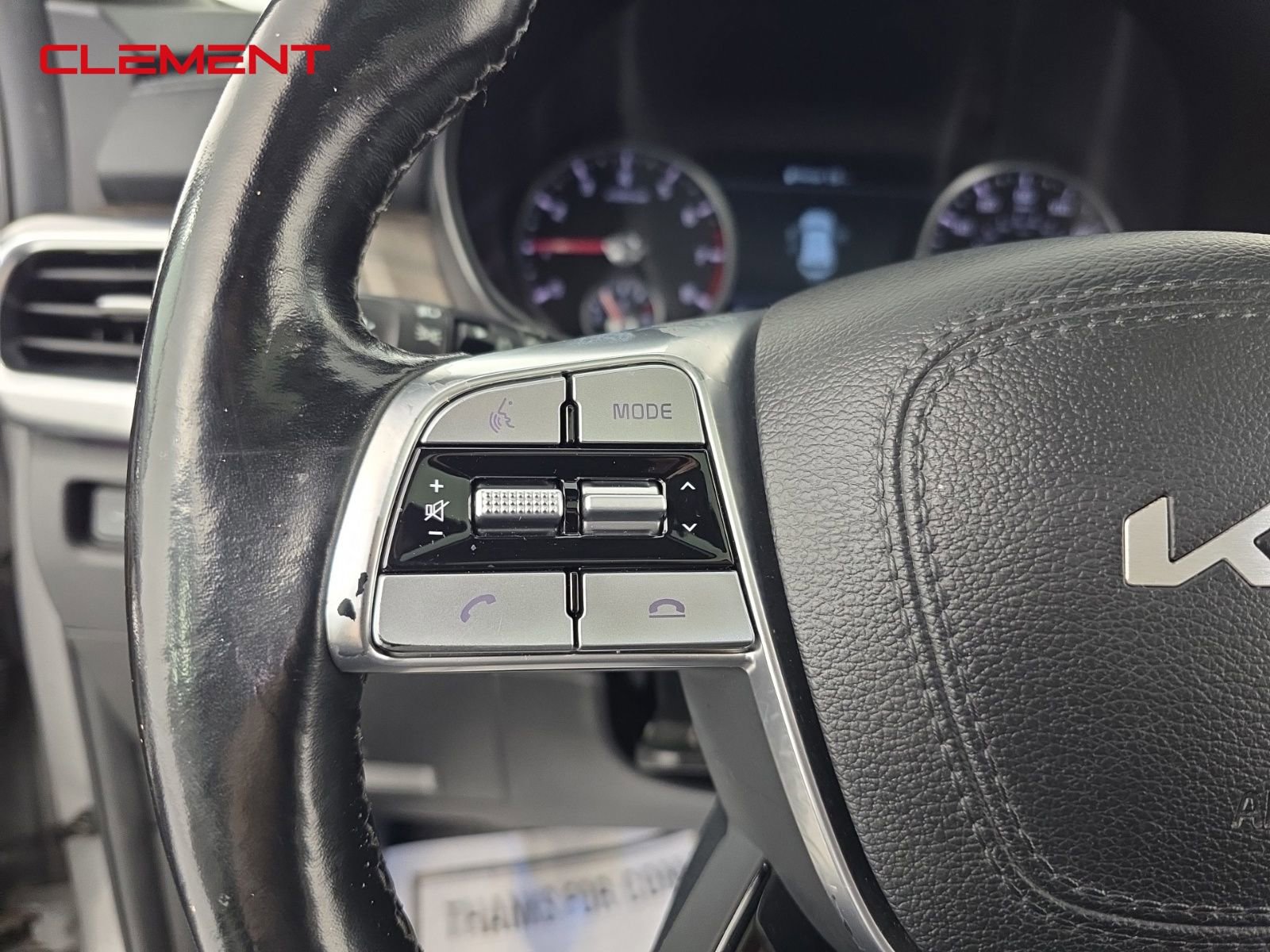 Used 2022 Kia Telluride SX w/ SX Prestige Package image 14