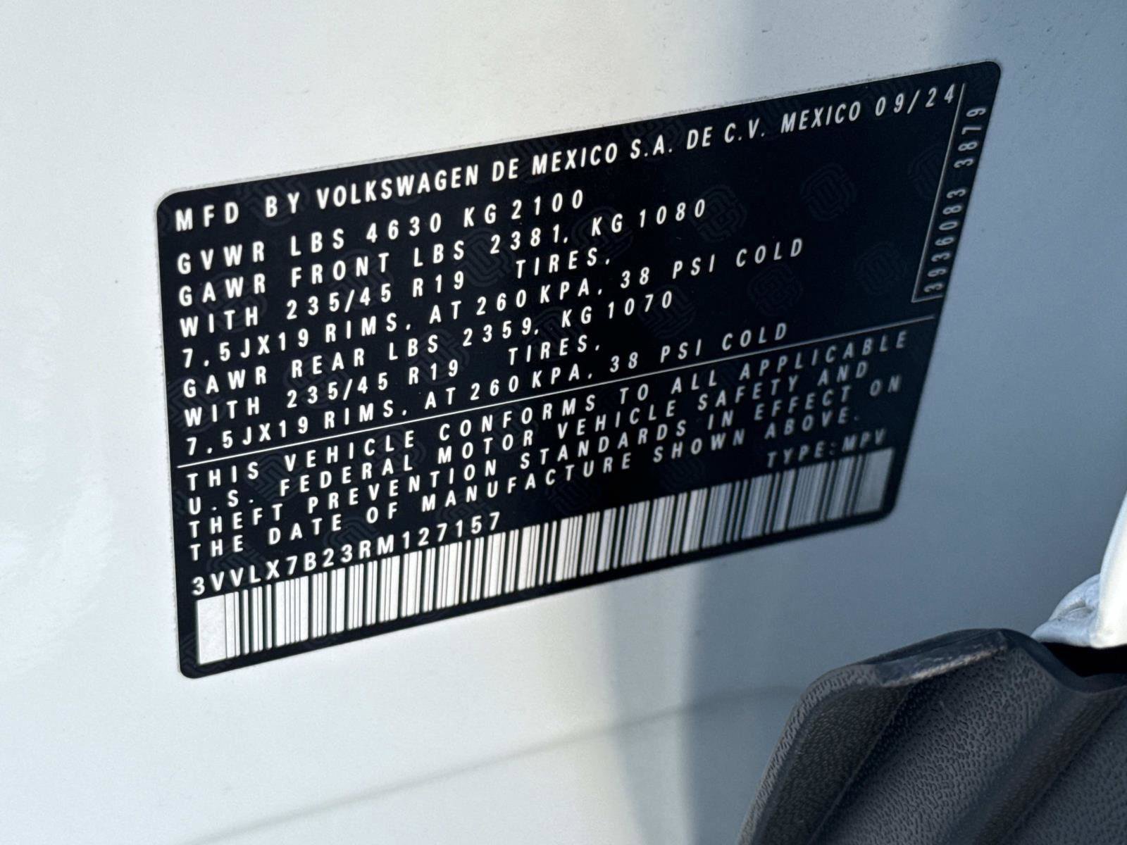 Used 2024 Volkswagen Taos SE image 30