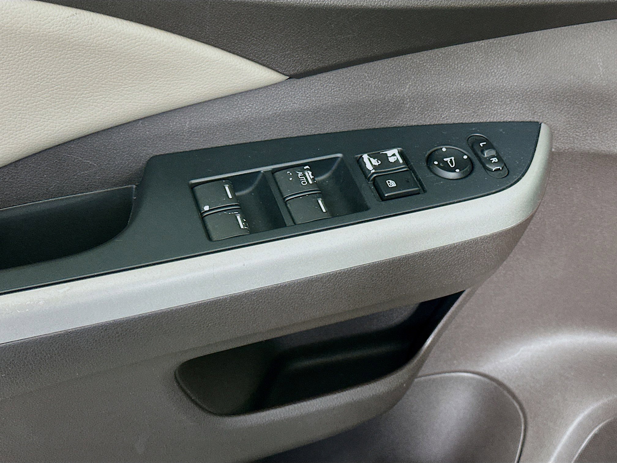 Used 2012 Honda CR-V EX-L image 15