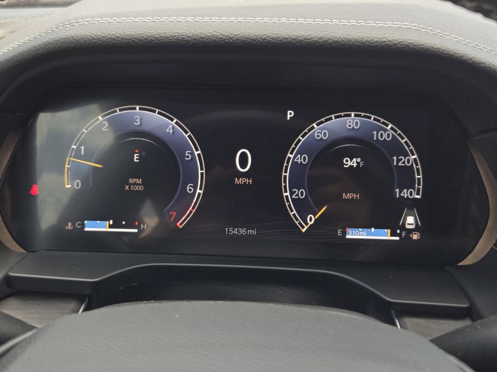 Used 2024 Jeep Grand Cherokee Limited AWD/4WD image 10