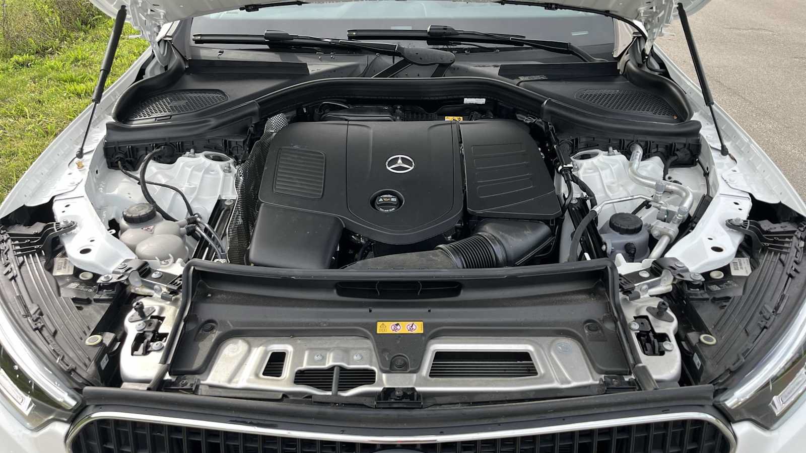 Used 2026 Mercedes-Benz GLC 300 4MATIC image 27