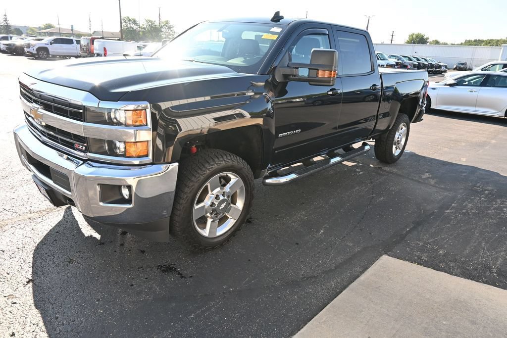 Used 2019 Chevrolet Silverado 2500 LT w/ All Star Edition AWD/4WD image 23