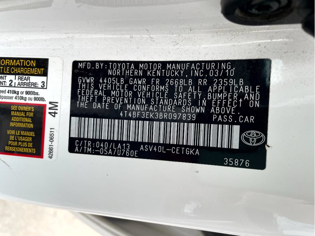 Used 2011 Toyota Camry XLE w/ XLE Extra-Value Pkg #2 FWD image 11