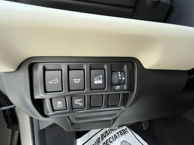 Used 2020 Subaru Ascent Limited w/ Technology Package AWD/4WD image 32