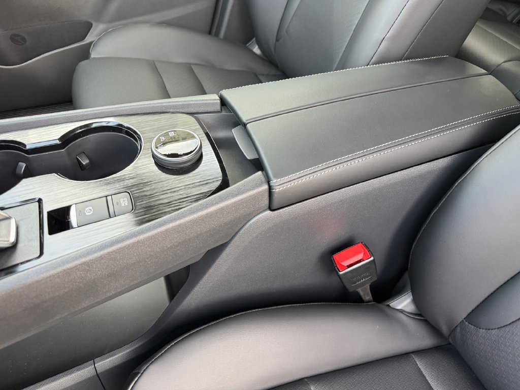 New 2027 Nissan Rogue Dark Armor AWD/4WD image 22