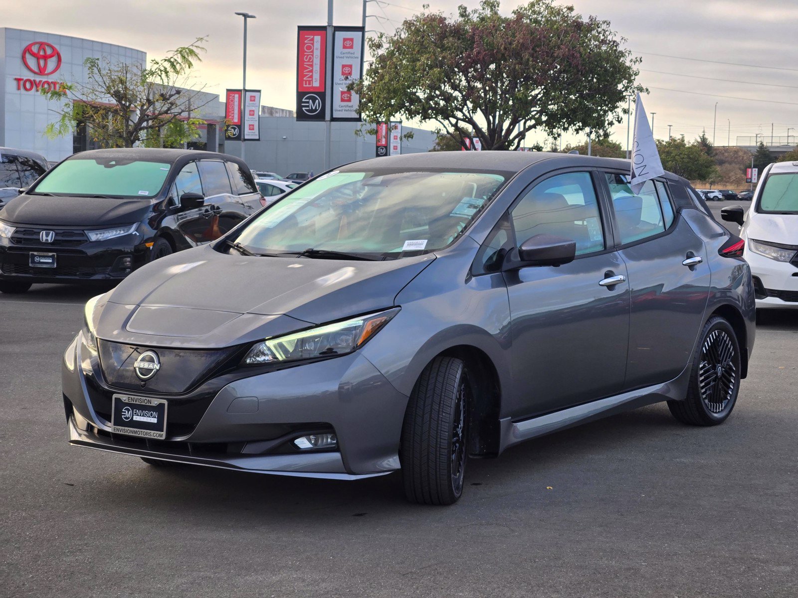 Used 2024 Nissan Leaf SV Plus FWD image 3